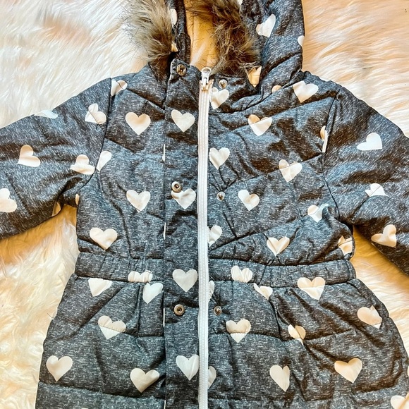 Baby Gap Girl’s jacket hearts pattern light grey - Picture 2 of 8